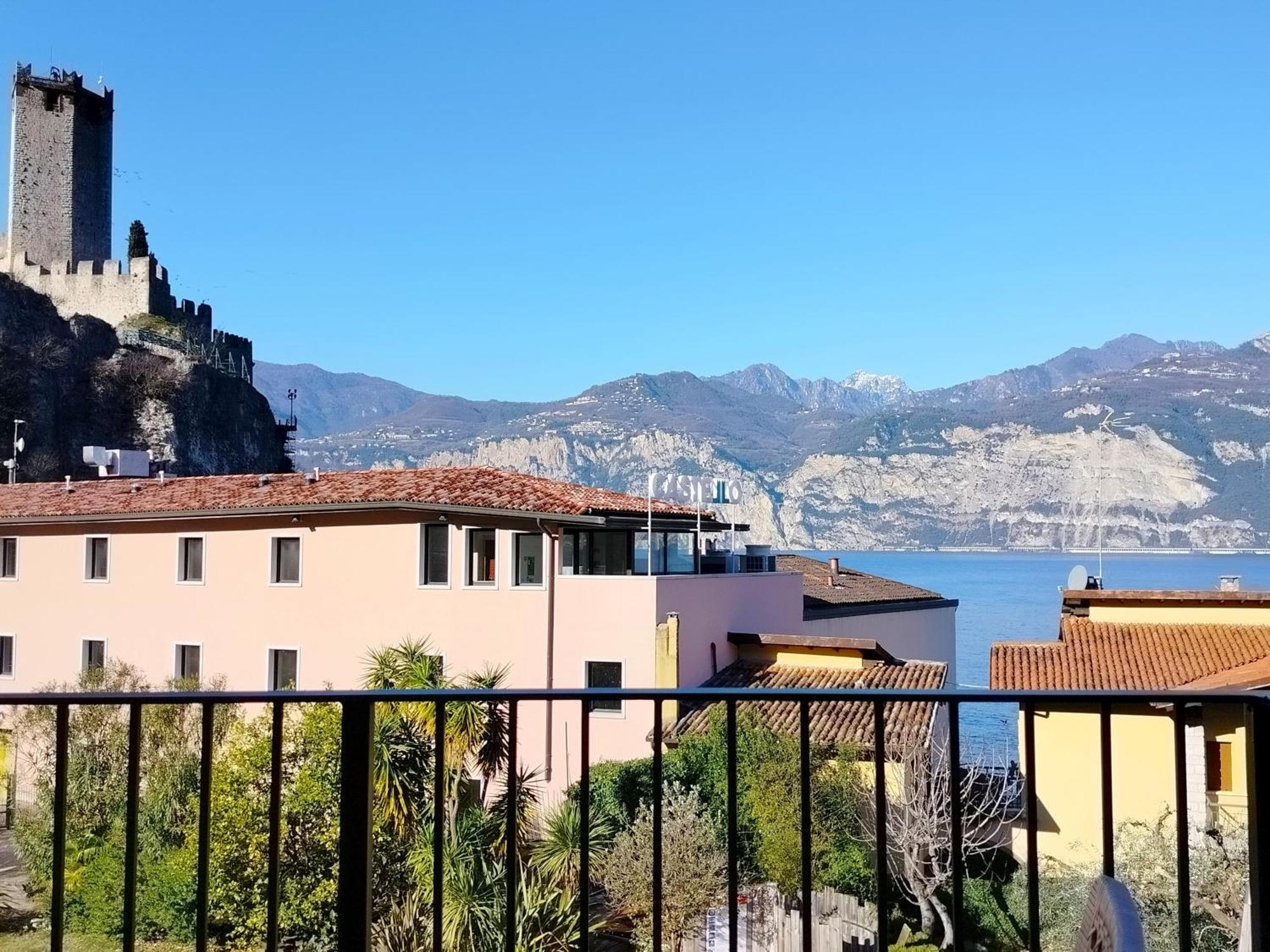 Hotel Luna Rossa (Adults Only) Мальчезине Экстерьер фото
