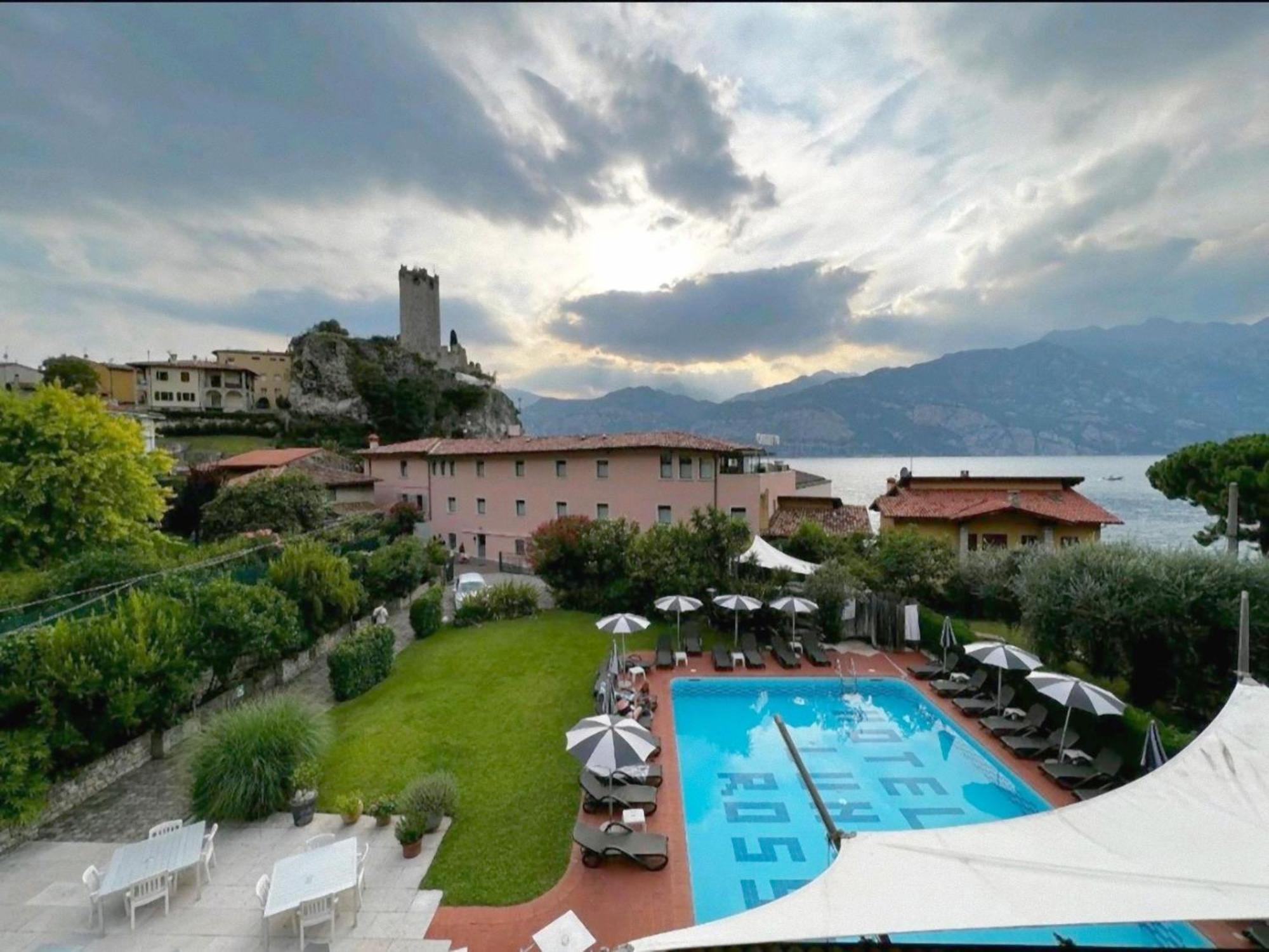 Hotel Luna Rossa (Adults Only) Мальчезине Экстерьер фото